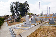 北岡墓地